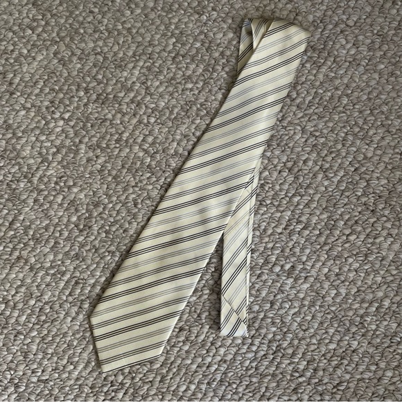 Authentic Bvlgari Handmade Tie Designer - Picture 2 of 3